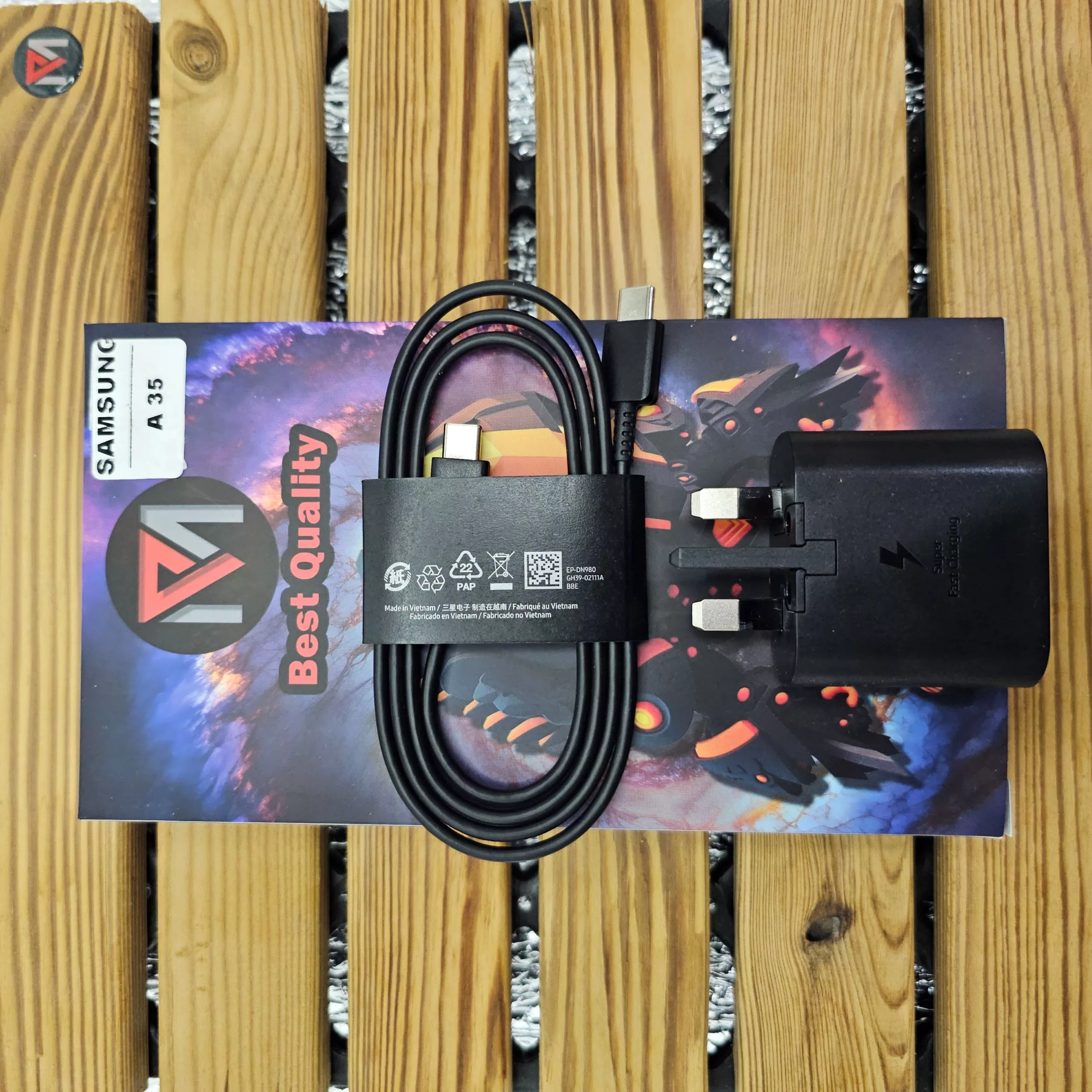 شارژر دیواری 25 وات ام پی مدل A35 به همراه کابل USB-C