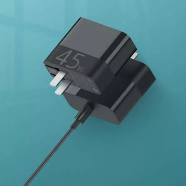 آداپتور شارژر زد ام آی مدل ha713 به همراه کابل تبدیل USB-C