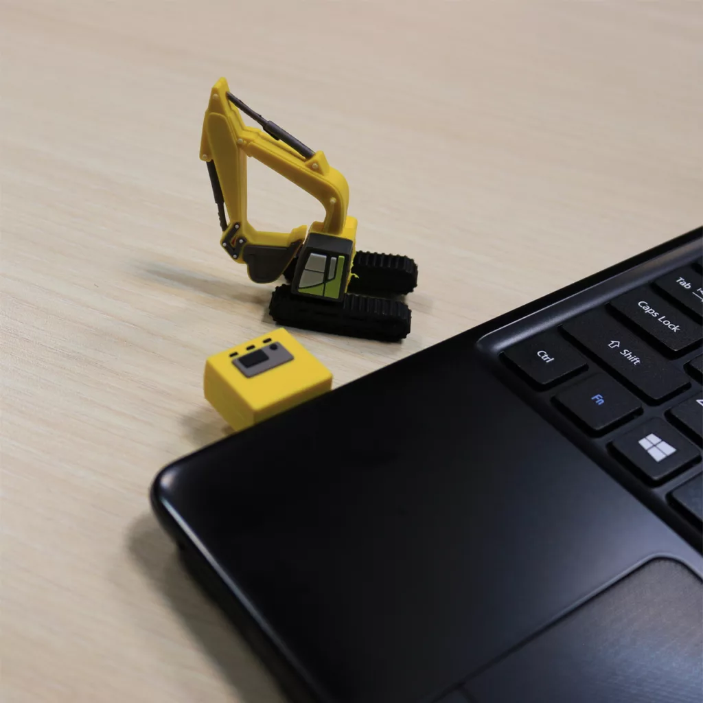 فلش مموری طرح بیل مکانیکی مدل UL-Excavator ظرفیت 64 گیگابایت