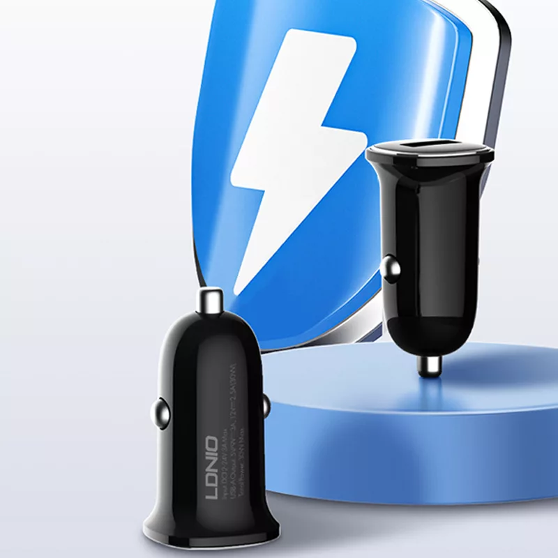 شارژر فندکی 30 وات الدینیو مدل C105 به همراه کابل USB-C