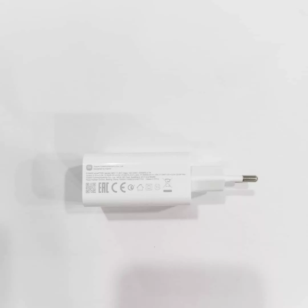 شارژر دیواری 33 وات مدل MDY به همراه کابل USB-C