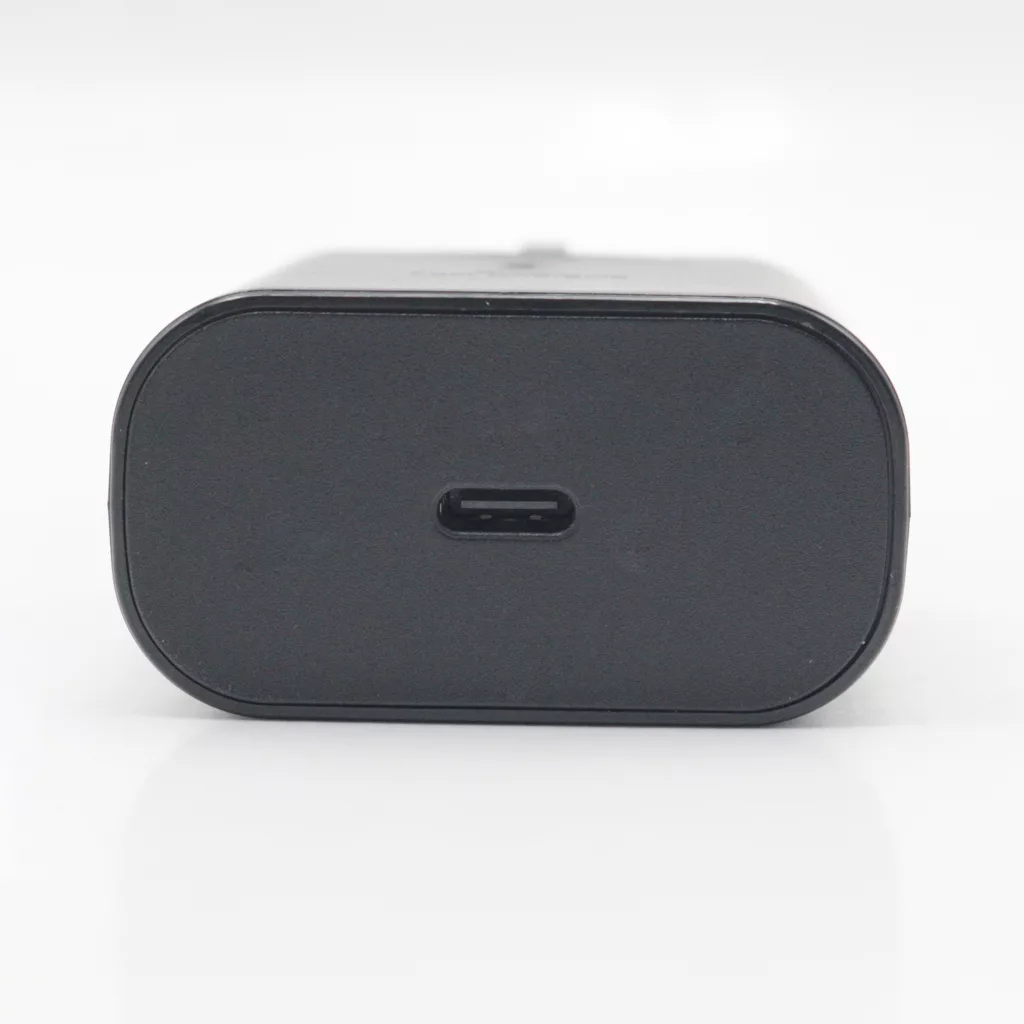 شارژر دیواری 25 وات مدل YP-USB-C