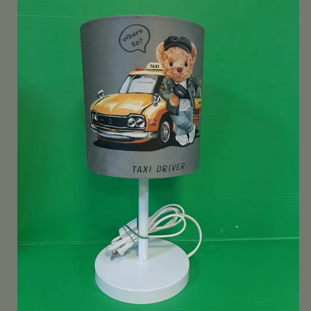 آباژور رومیزی کودک مدل تدی تاکسی کد A-134