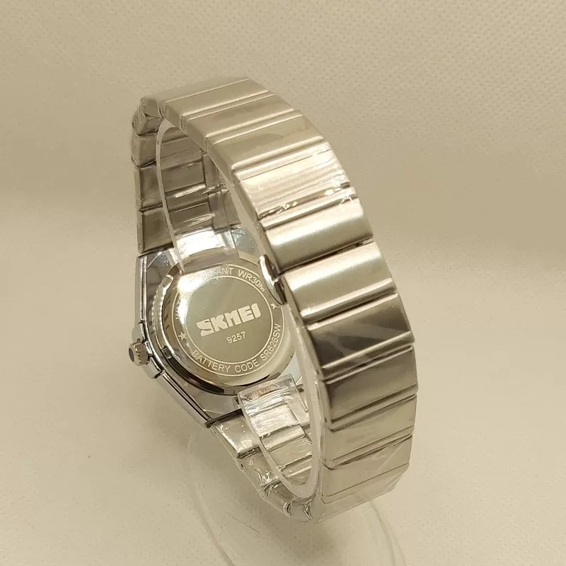 ساعت مچی عقربه‌ای کوارتز زنانه اسکمی مدل 9257