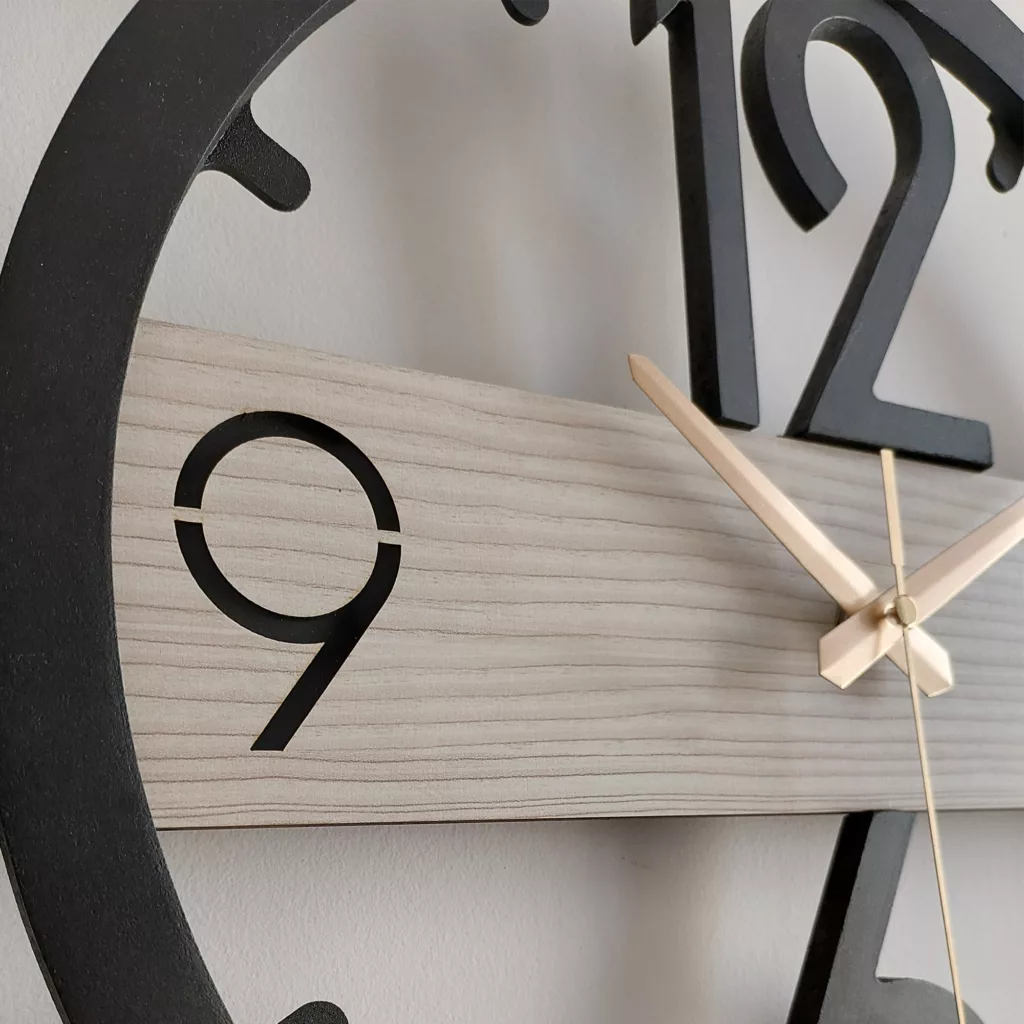 ساعت دیواری کوارتز مدل سکه مدل 126