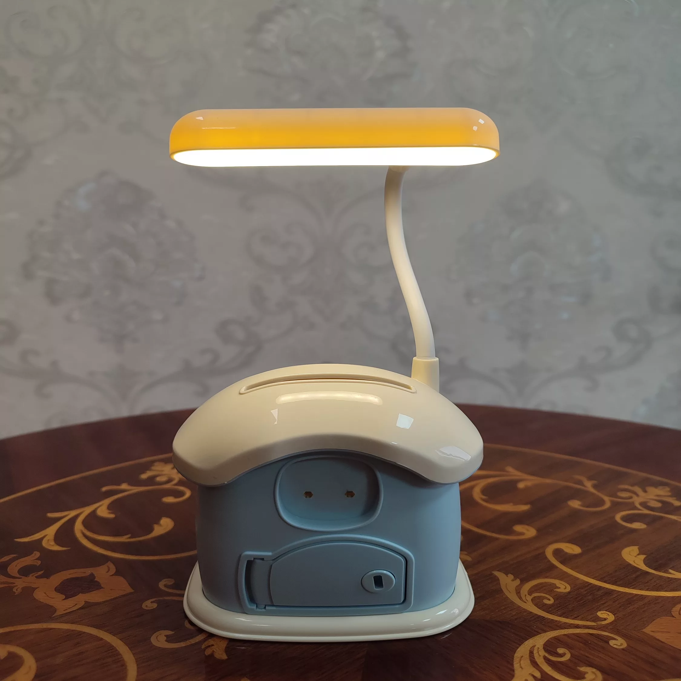 چراغ خواب کودک و قلک مدل خانه QS001