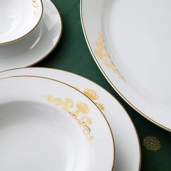 سرویس غذاخوری 102 پارچه 12 نفر چینی زرین ایران مدل ایتالیا کوئین درجه عالی