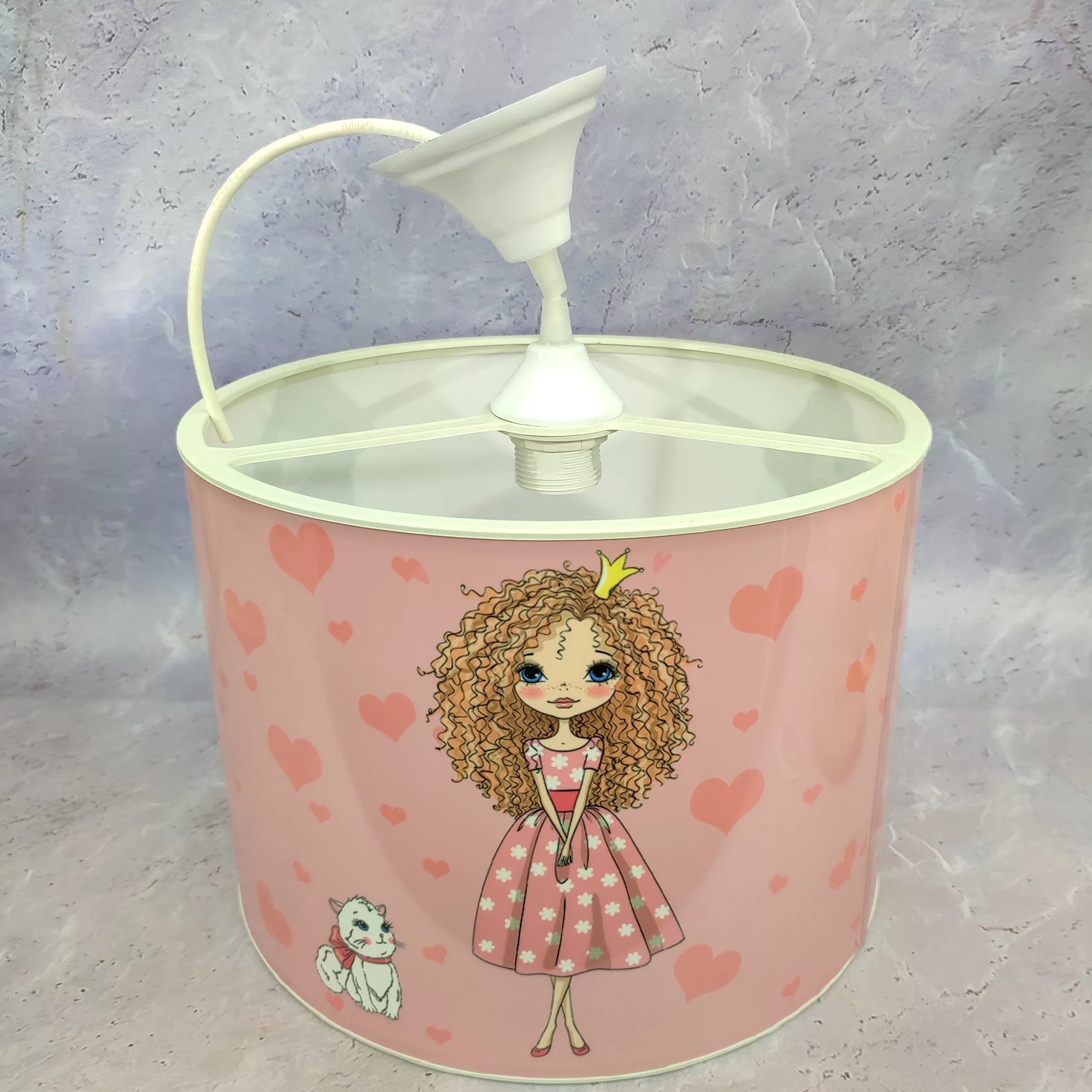 لوستر اتاق کودک مدل دختر موفرفری و گربه