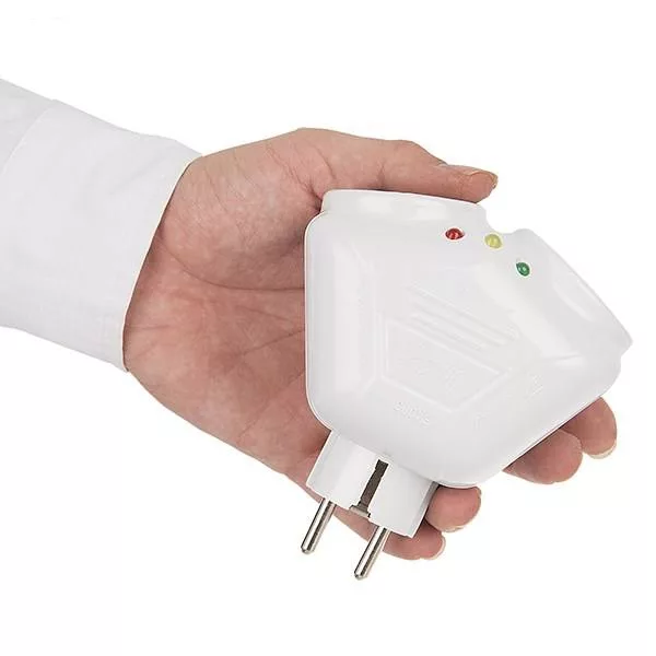 محافظ ولتاژ تیراژه مدل یخچال فریزر دوشاخه دار دو خروجی