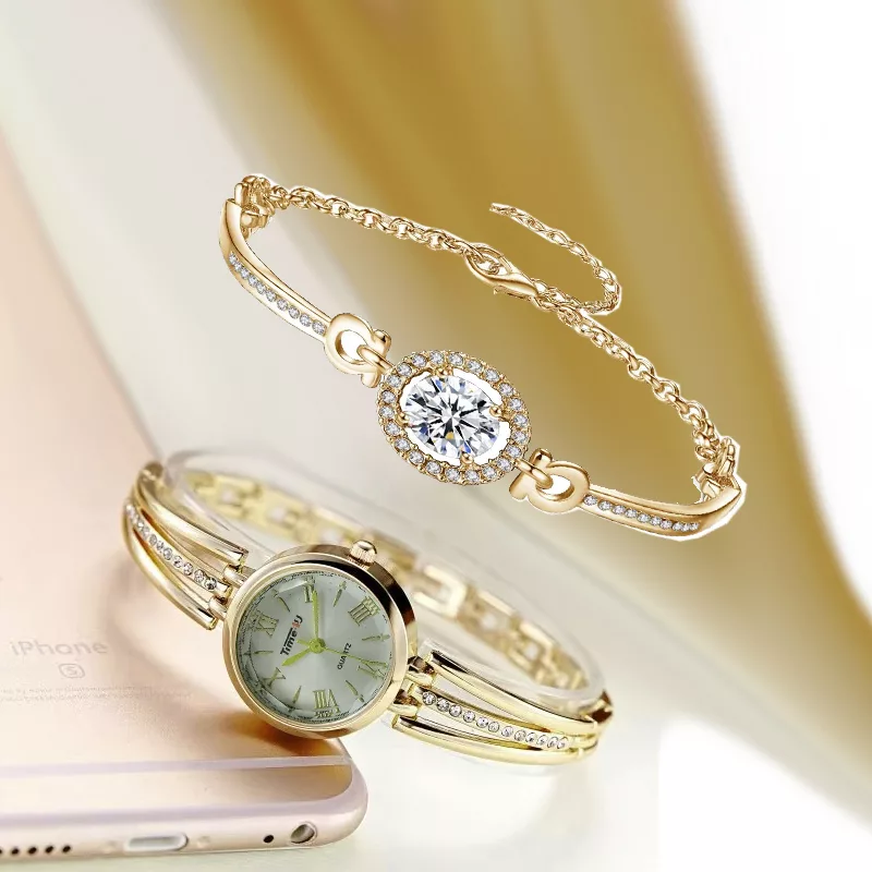 ساعت مچی عقربه ای زنانه مدل فول نگین کد set1 به همراه دستبند