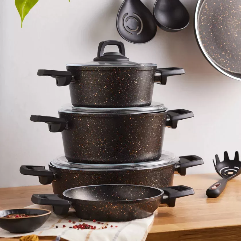 سرویس قابلمه وتابه بیوگرانیتی 13 پارچه کاراجا مدل Black Gold همراه با ابزار آشپزی