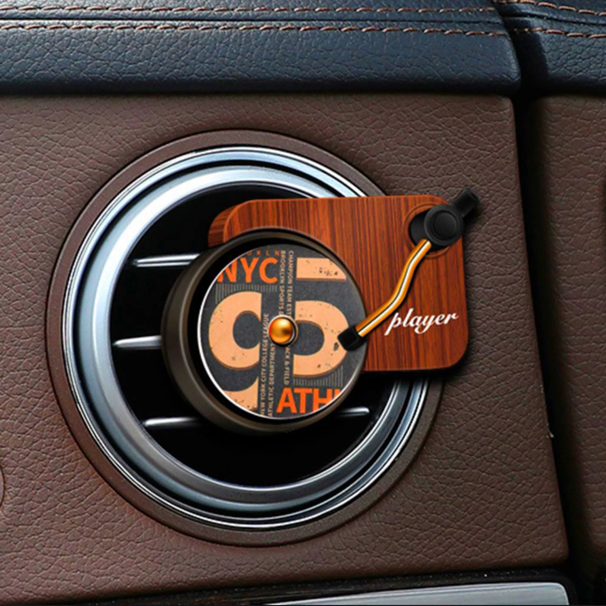 خوشبوکننده دریچه ای خودرو مدل گرامافون کد 01