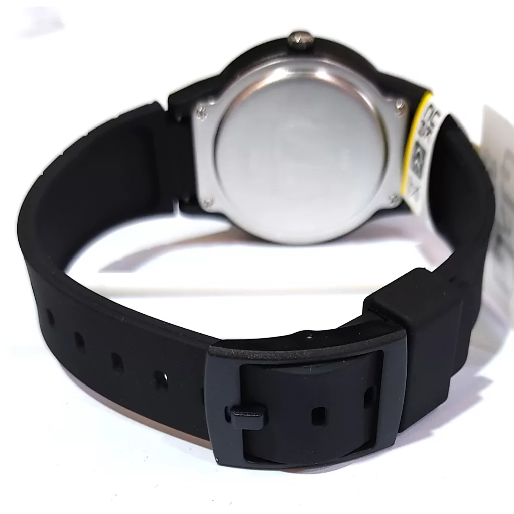 ساعت مچی عقربه ای زنانه کیو اند کیو مدل V34A-004VY