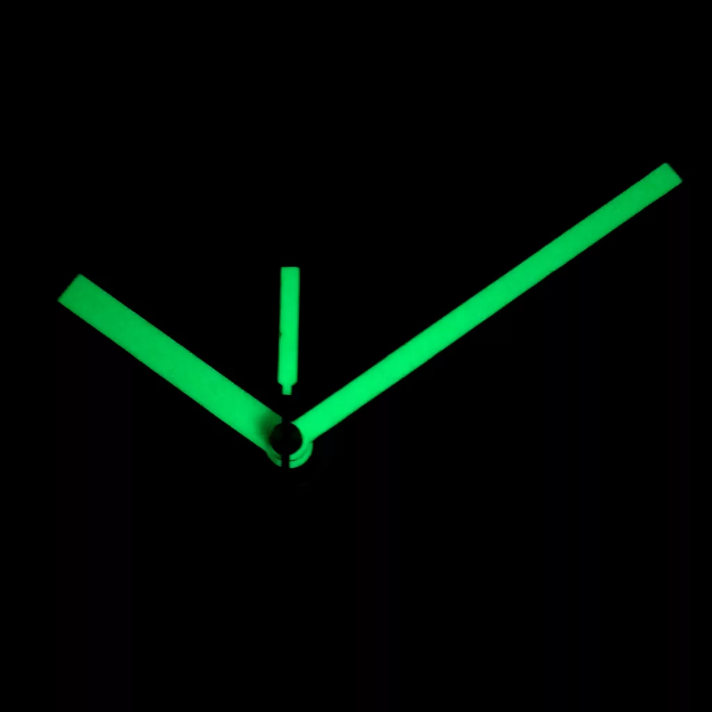 ساعت دیواری کوارتز سیتی زن مدل سوپر شب تاب