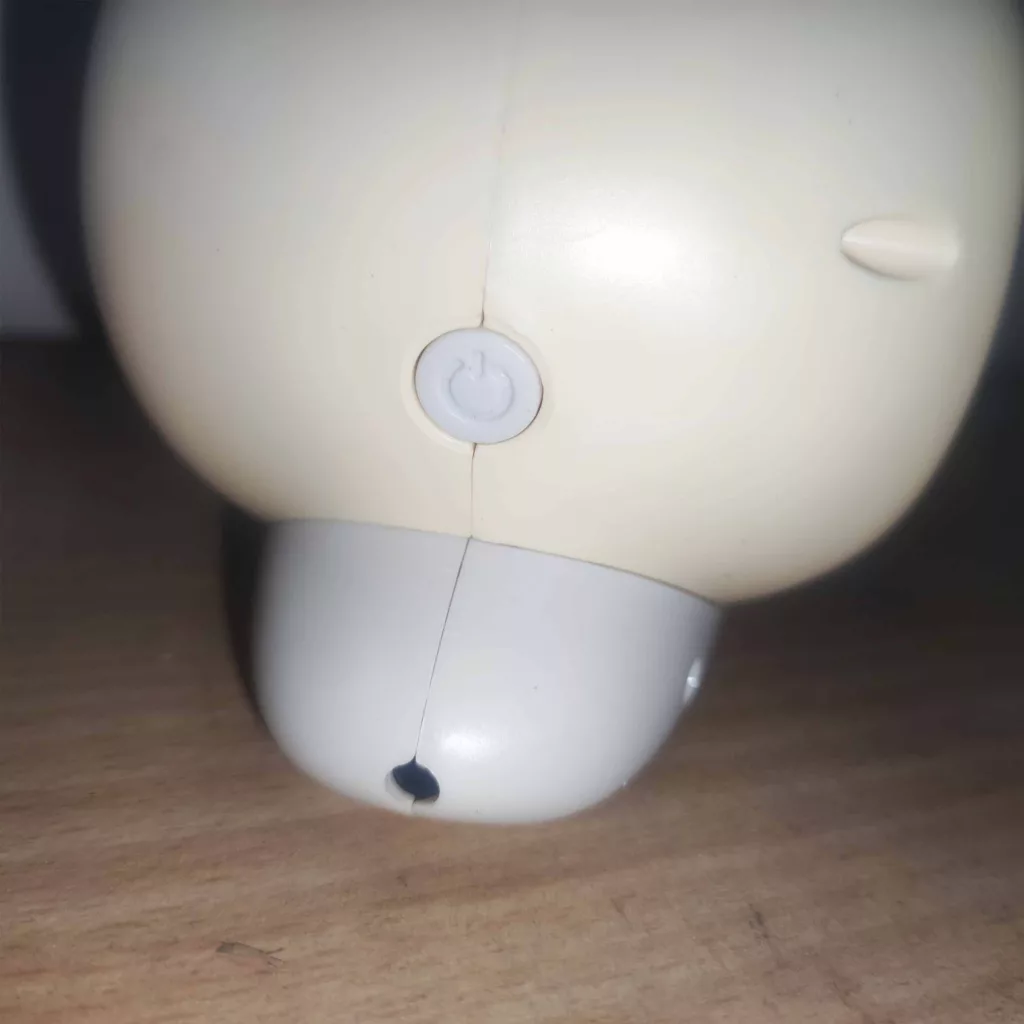 پنکه رومیزی مدل CS286A طرح حلزون ظرفیت 2600 میلی آمپر ساعت