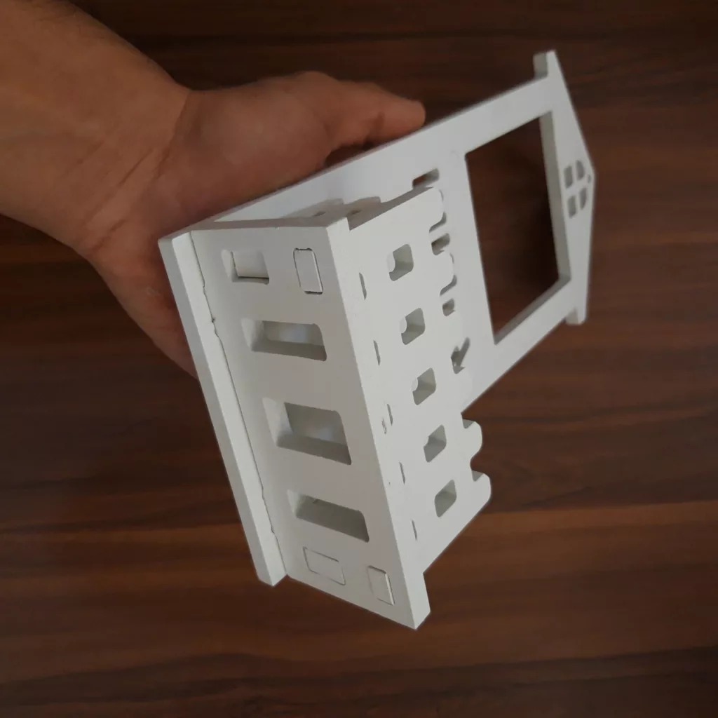 نگهدارنده گوشی موبایل طرح کلبه مدل 0363