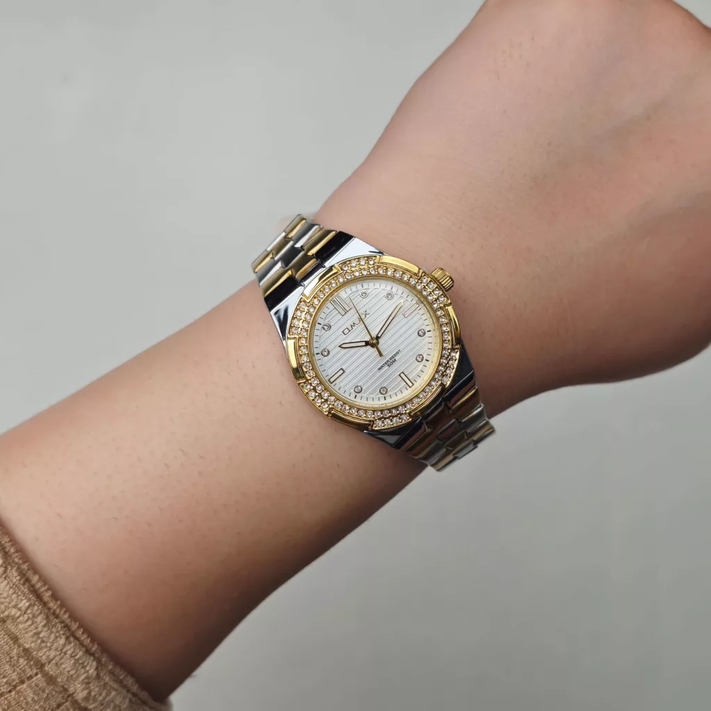 ساعت مچی عقربه‌ای کوارتز زنانه اوماکس مدل JAS014N008O