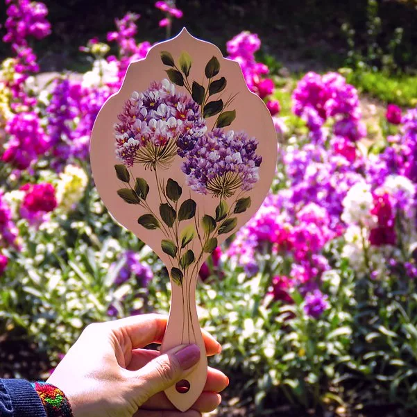 آینه آرایشی مدل Allium