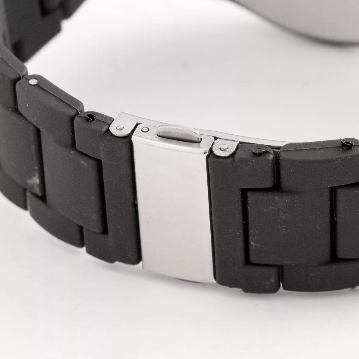 ساعت مچی عقربه ای زنانه مدل تک موتور 056