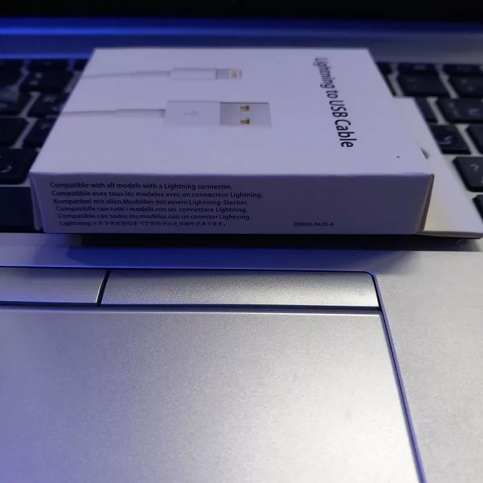 کابل تبدیل USB به لایتنینگ مدل جعبه ای 2025 I طول یک متر