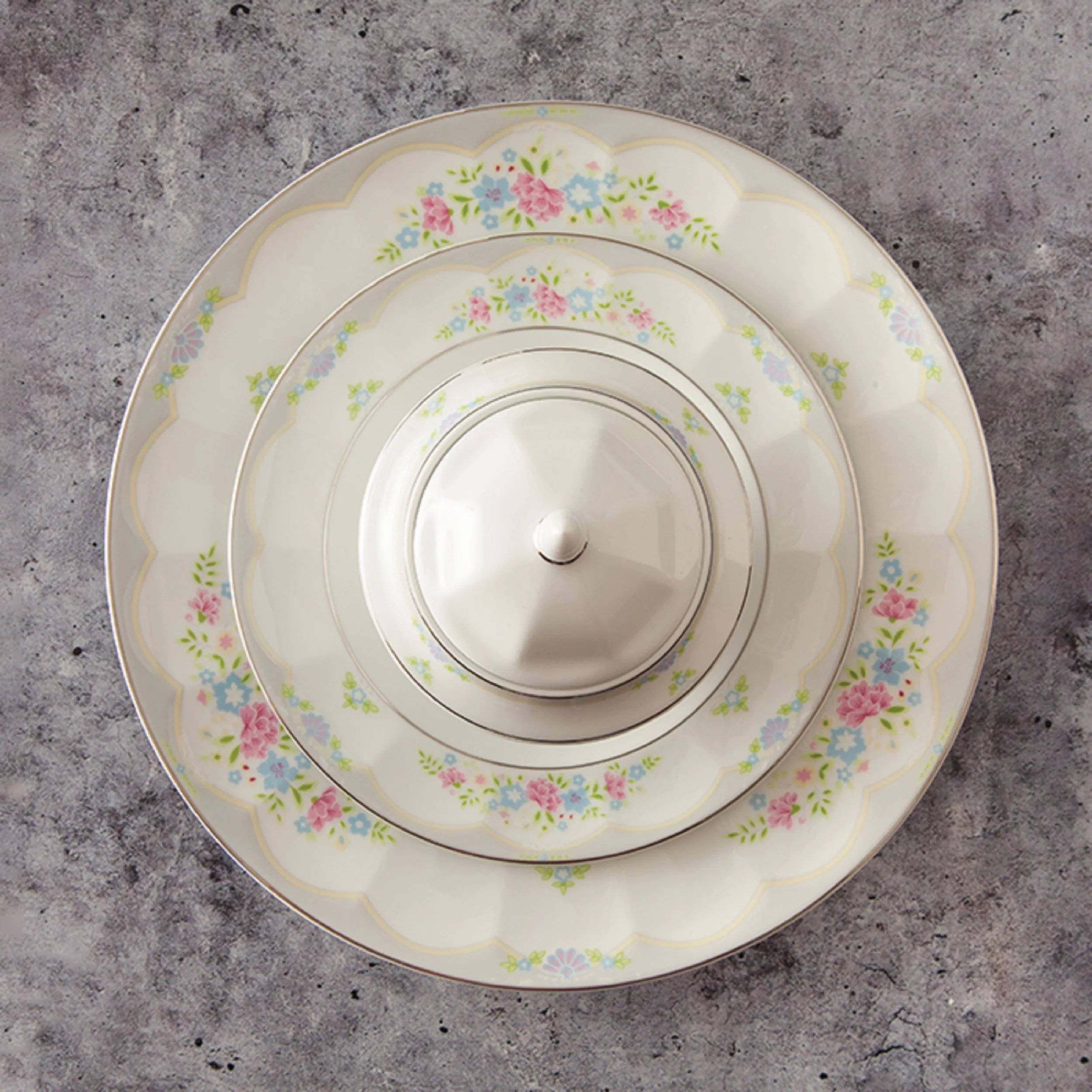 سرویس غذاخوری چینی زرین ایران مدل 103 پارچه نئوکلاسیک گلاریس درجه عالی