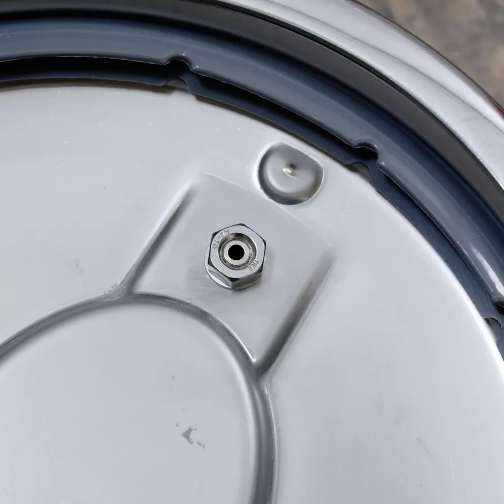 زودپز اوزلایف مدل Enza گنجایش 8 لیتر