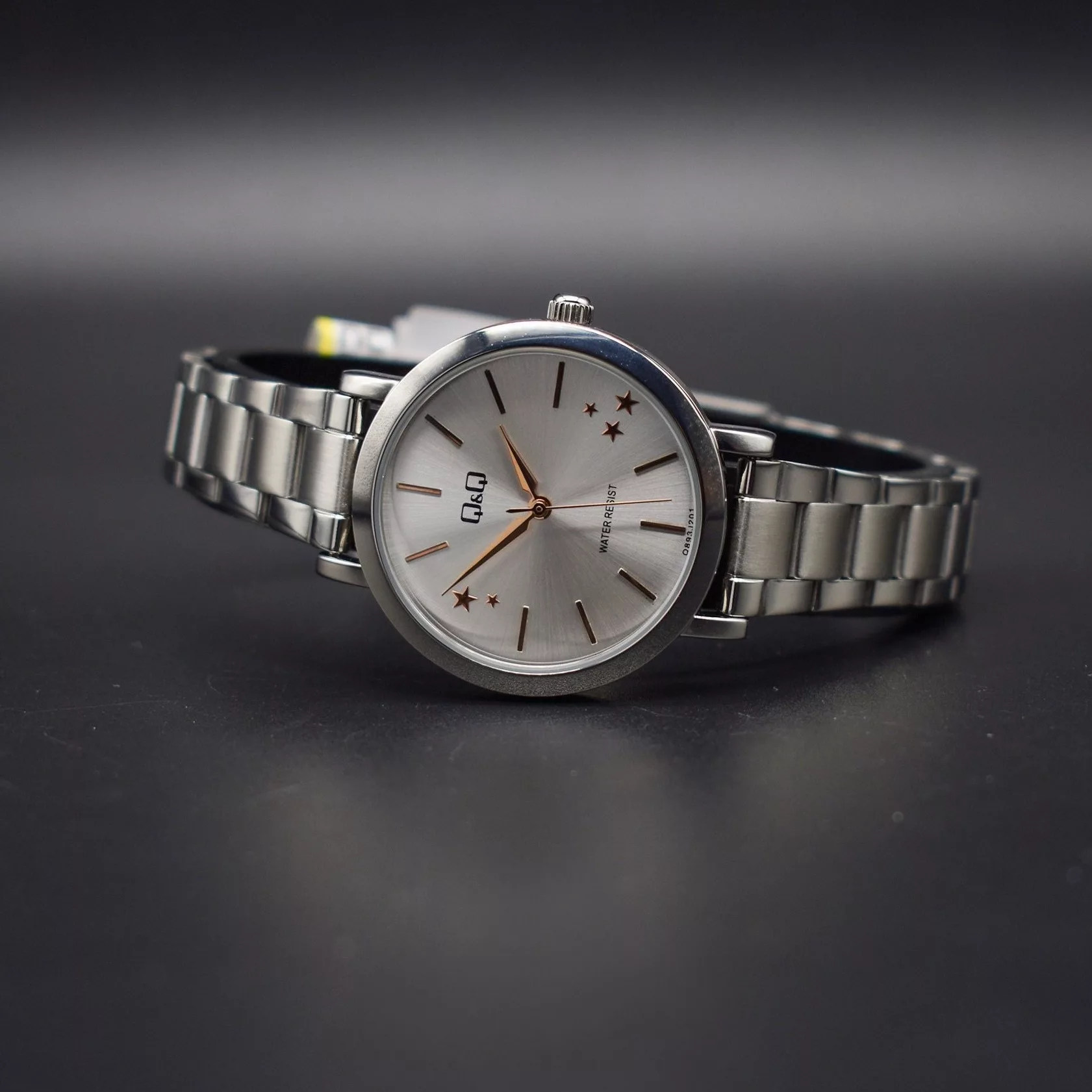 ساعت مچی عقربه‌ای کوارتز زنانه کیو اند کیو مدل Q893J201Y