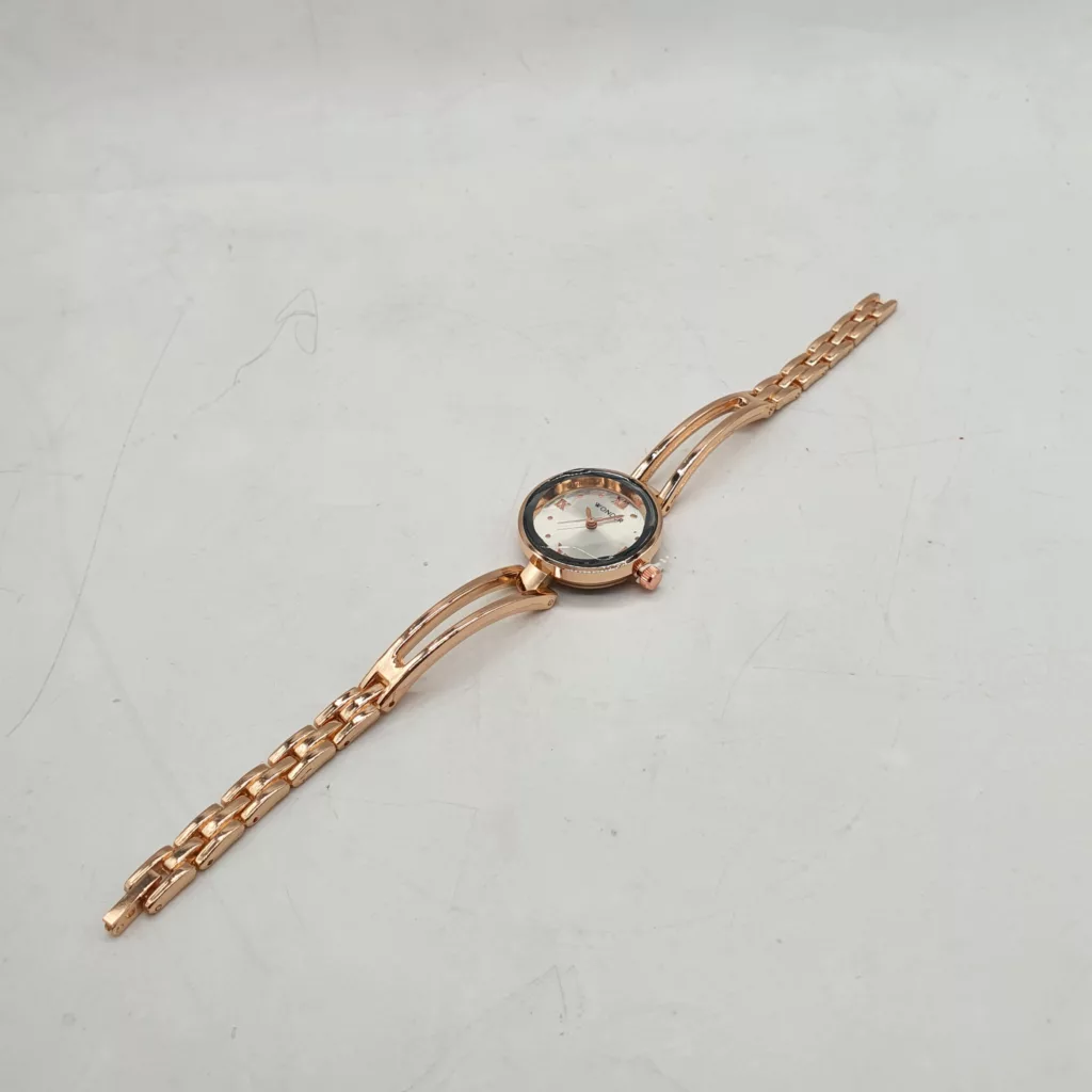 ساعت مچی عقربه ای زنانه مدل s30