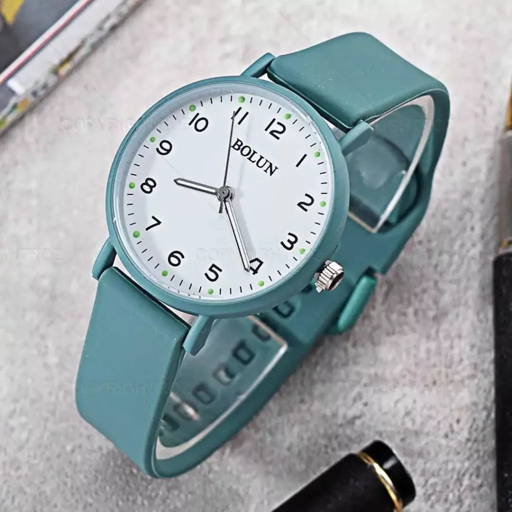 ساعت مچی عقربه ای زنانه بولون مدل 08