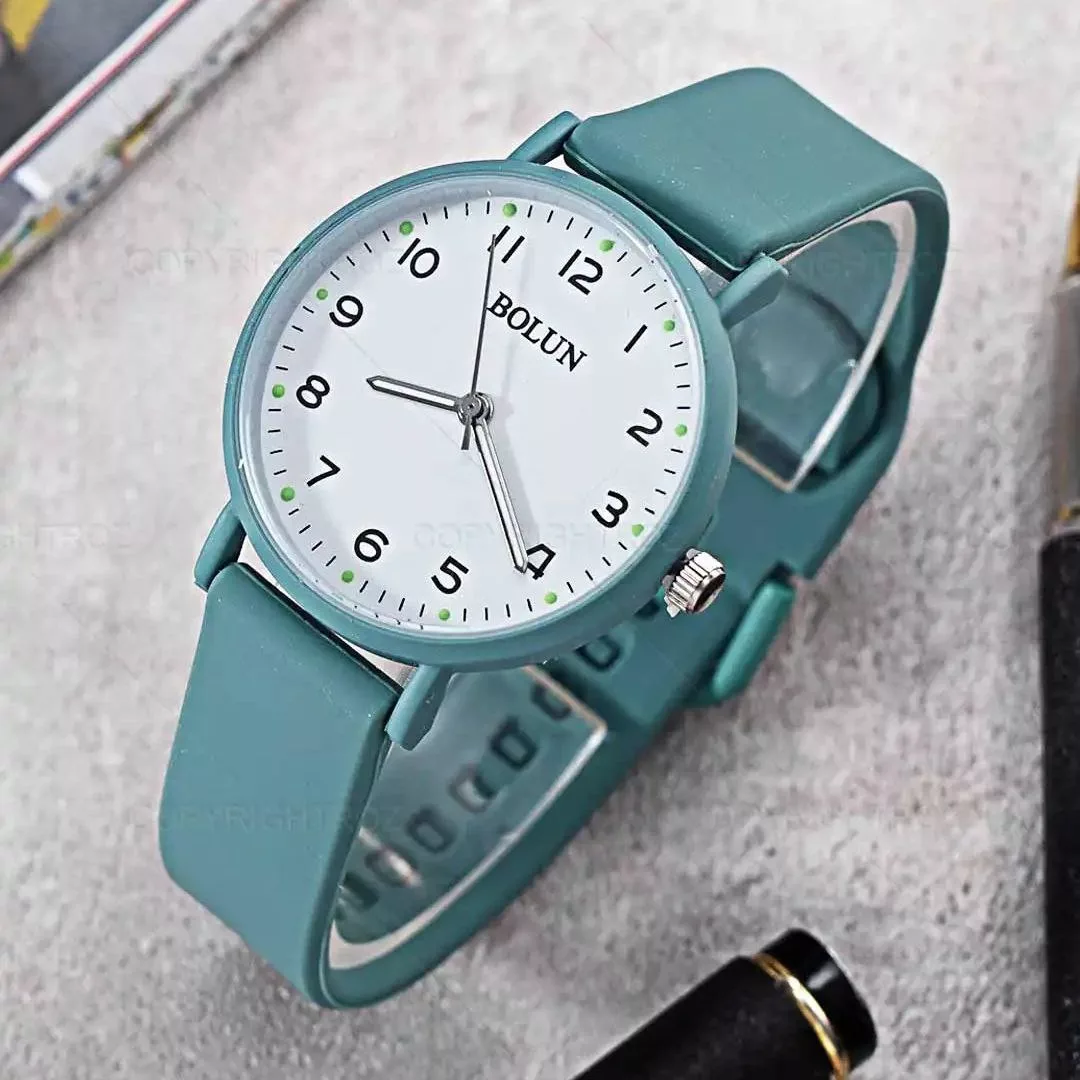 ساعت مچی عقربه ای زنانه بولون مدل 08