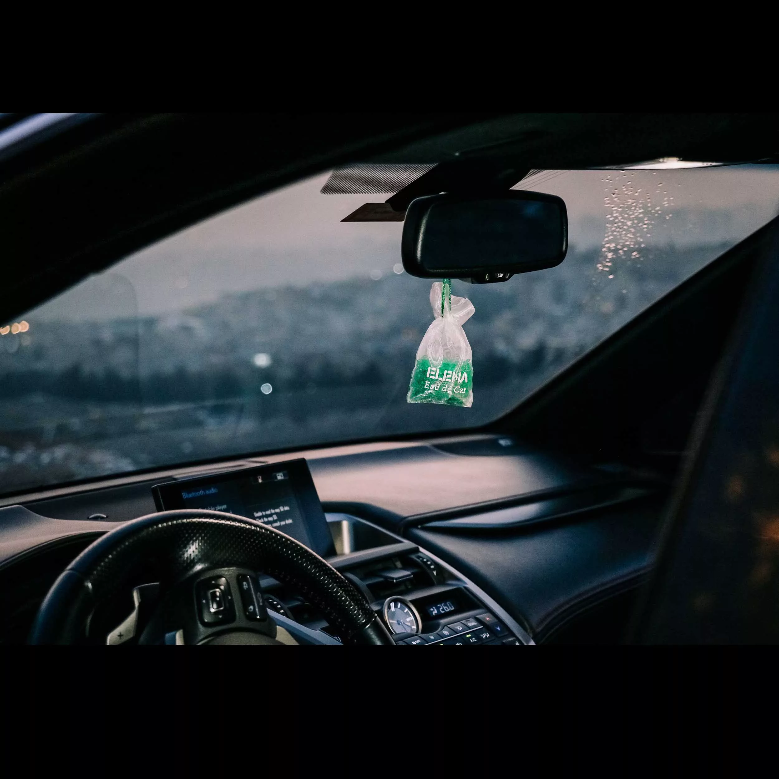 خوشبو کننده خودرو شمع النا مدل لیموناد تازه