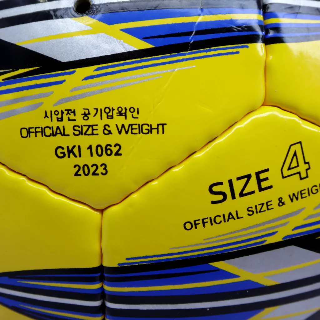 توپ فوتسال مدل Polaris-1062