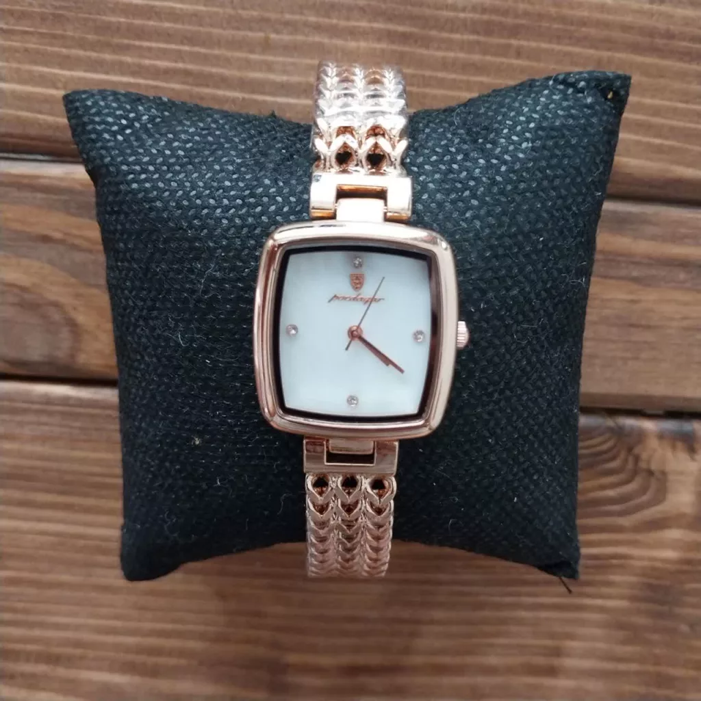 ساعت مچی عقربه‌ای کوارتز زنانه پوداگار مدل 768WH