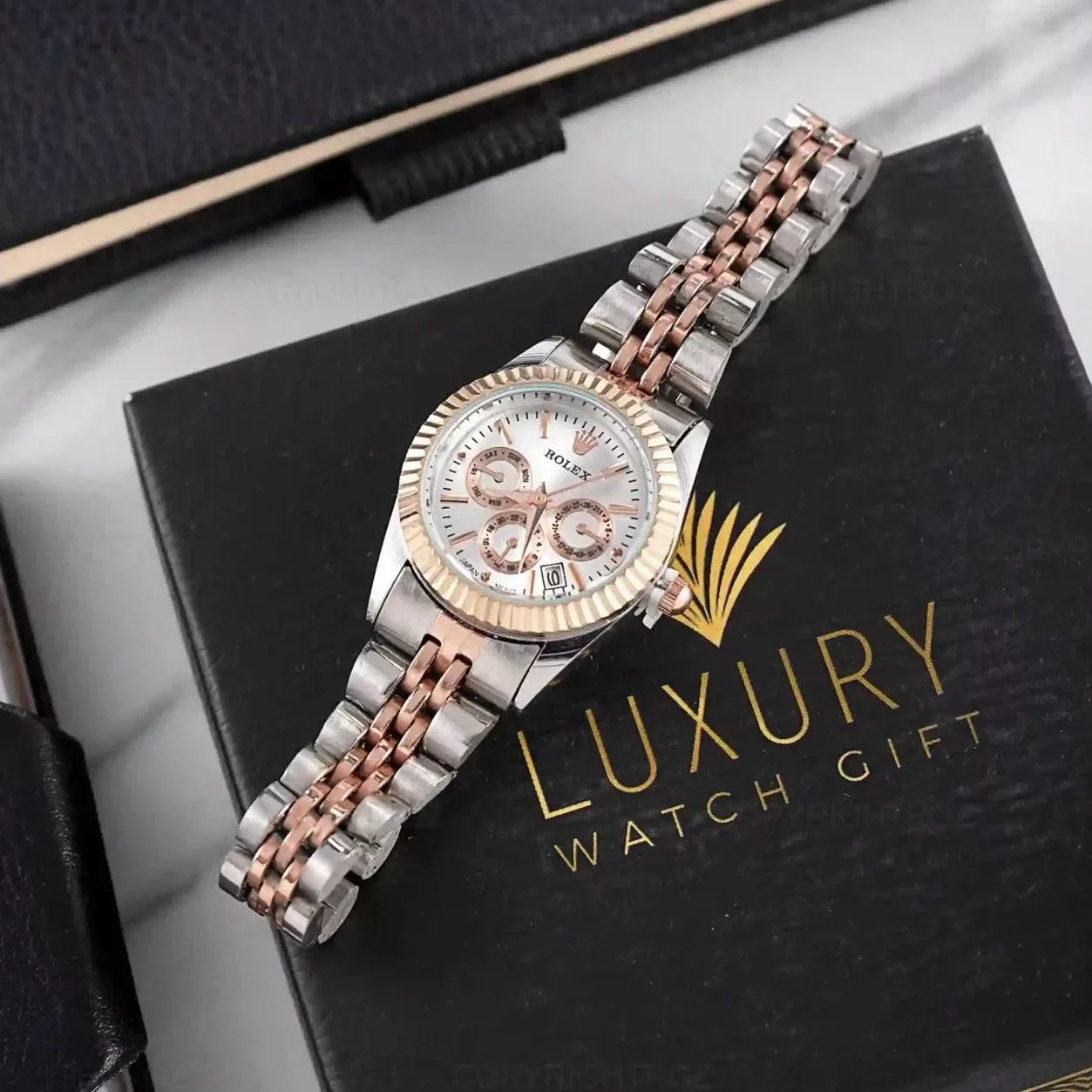 ساعت مچی عقربه ای زنانه  مدل تک موتور کد rozn08