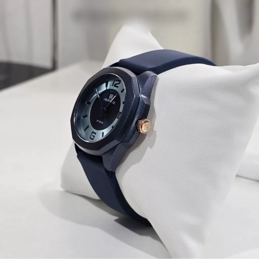 ساعت مچی عقربه ای زنانه نیوی فورس مدل NF7107