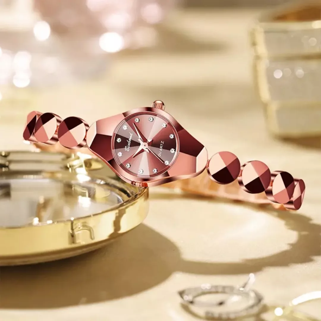 ساعت مچی عقربه‌ای کوارتز زنانه بین باند مدل لوکس اسپرت بند هندسی دستبندی کد ۱