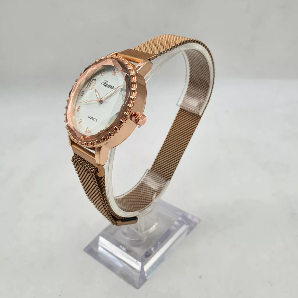 ساعت مچی عقربه ای زنانه مدل F-12