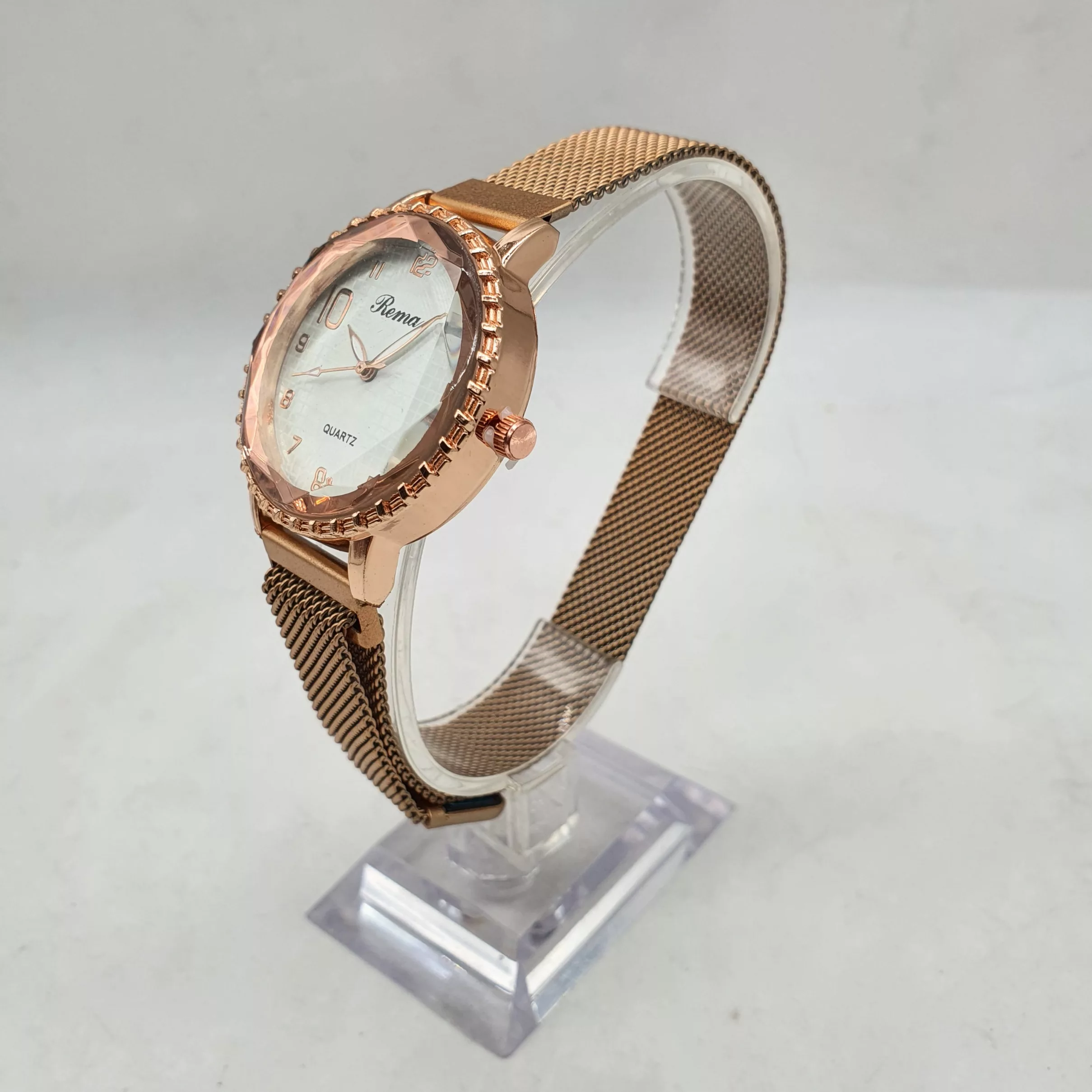 ساعت مچی عقربه ای زنانه مدل F-12