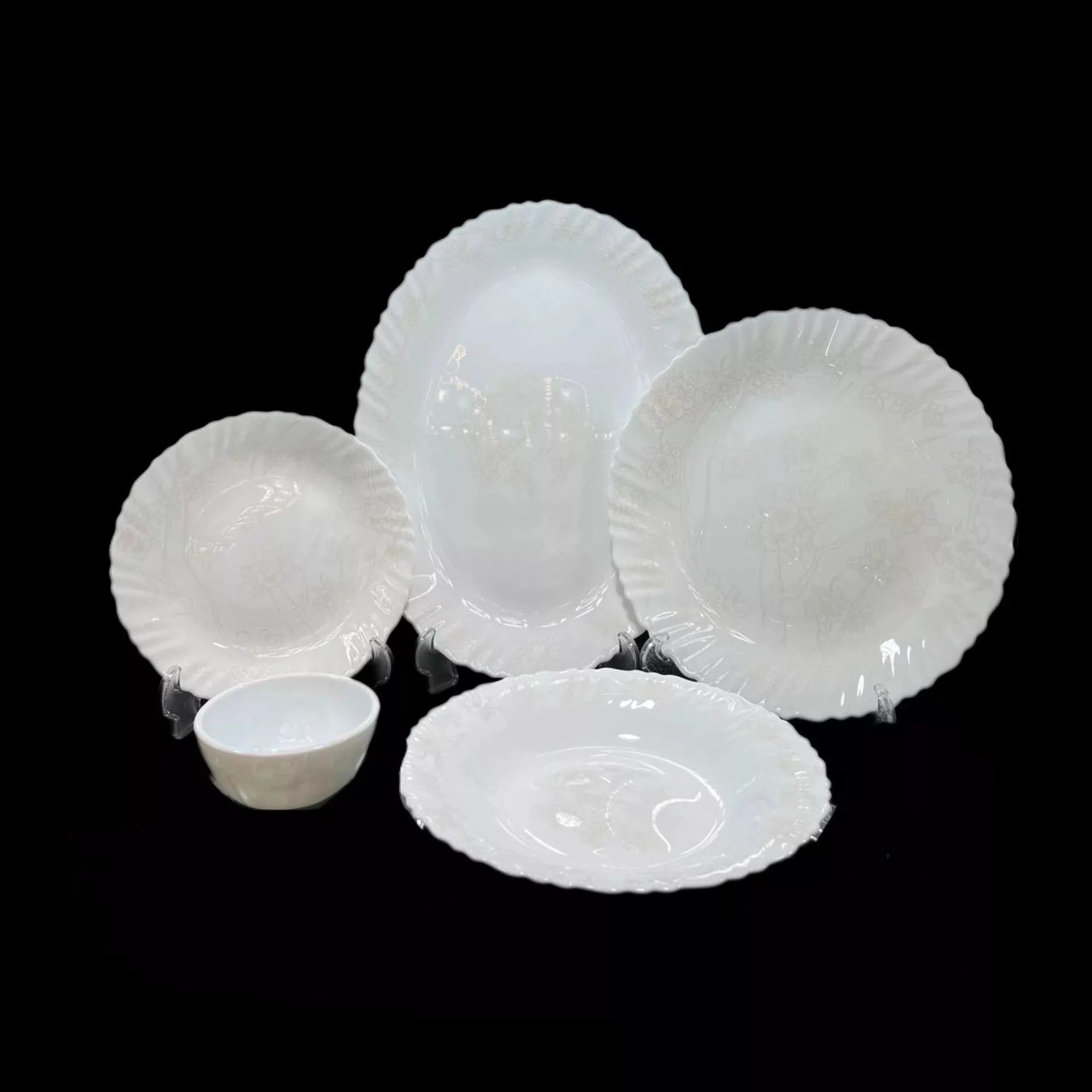 سرویس غذاخوری 25 پارچه 6 نفره مدل D002