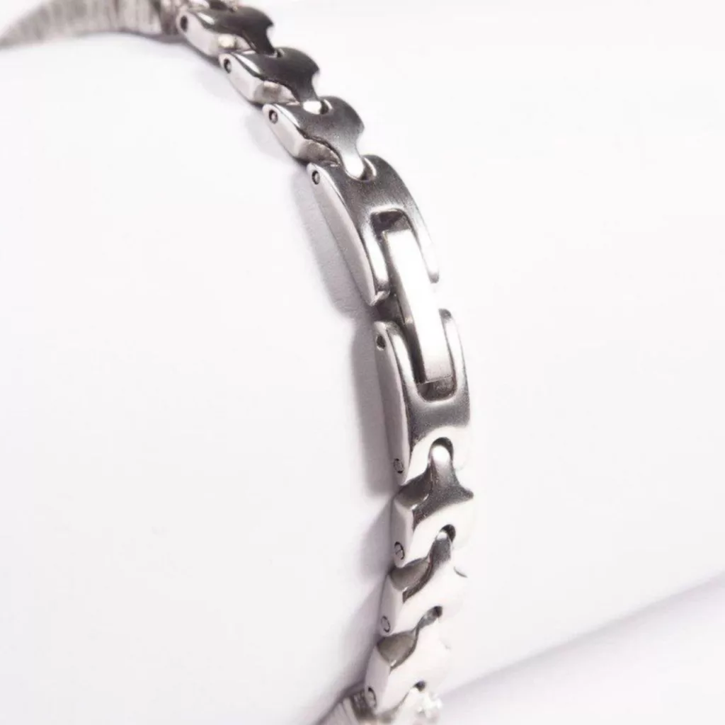 ساعت مچی عقربه ای نقره زنانه مدل BF 11