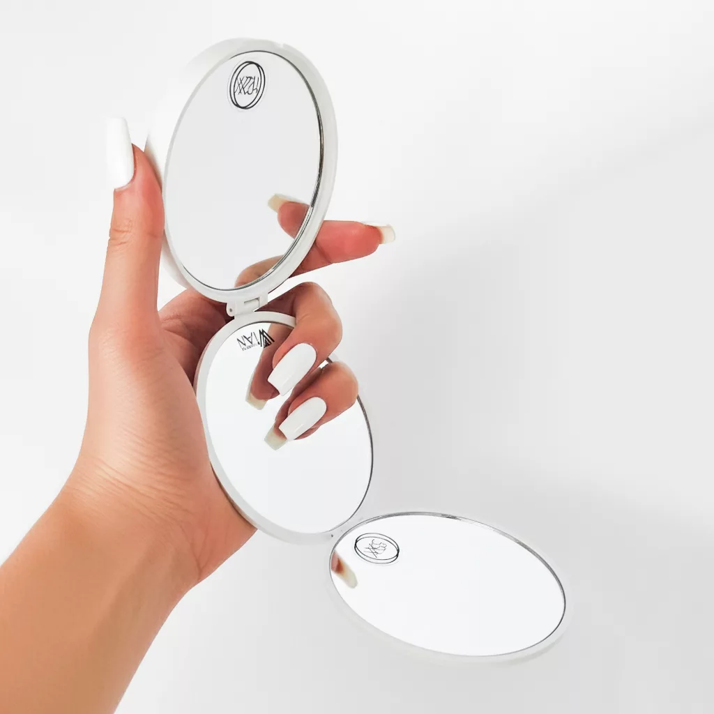 آینه آرایشی تاشو جیبی ویان کد M133