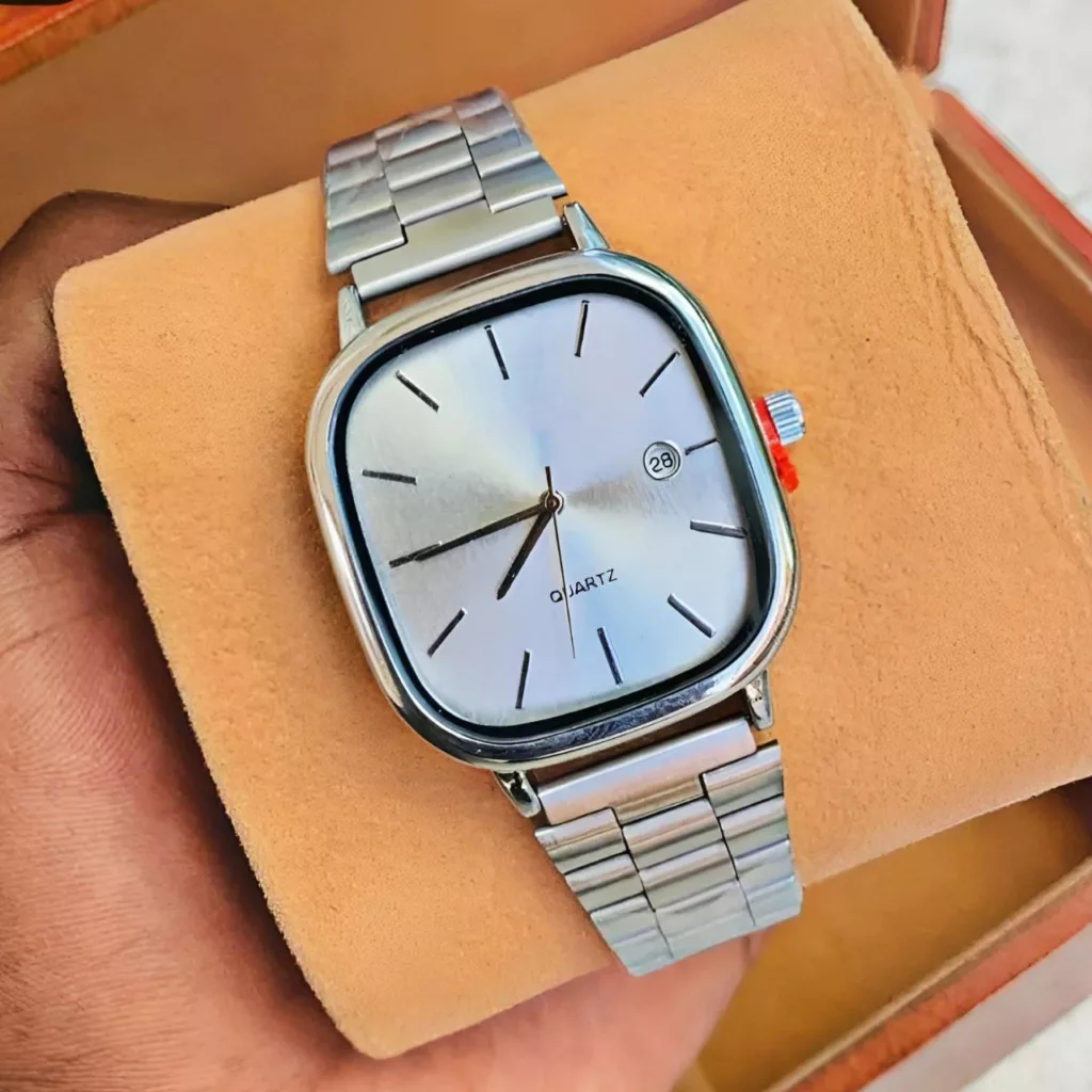 ساعت مچی عقربه ای مدل کلاسیک بند آجری کد NS