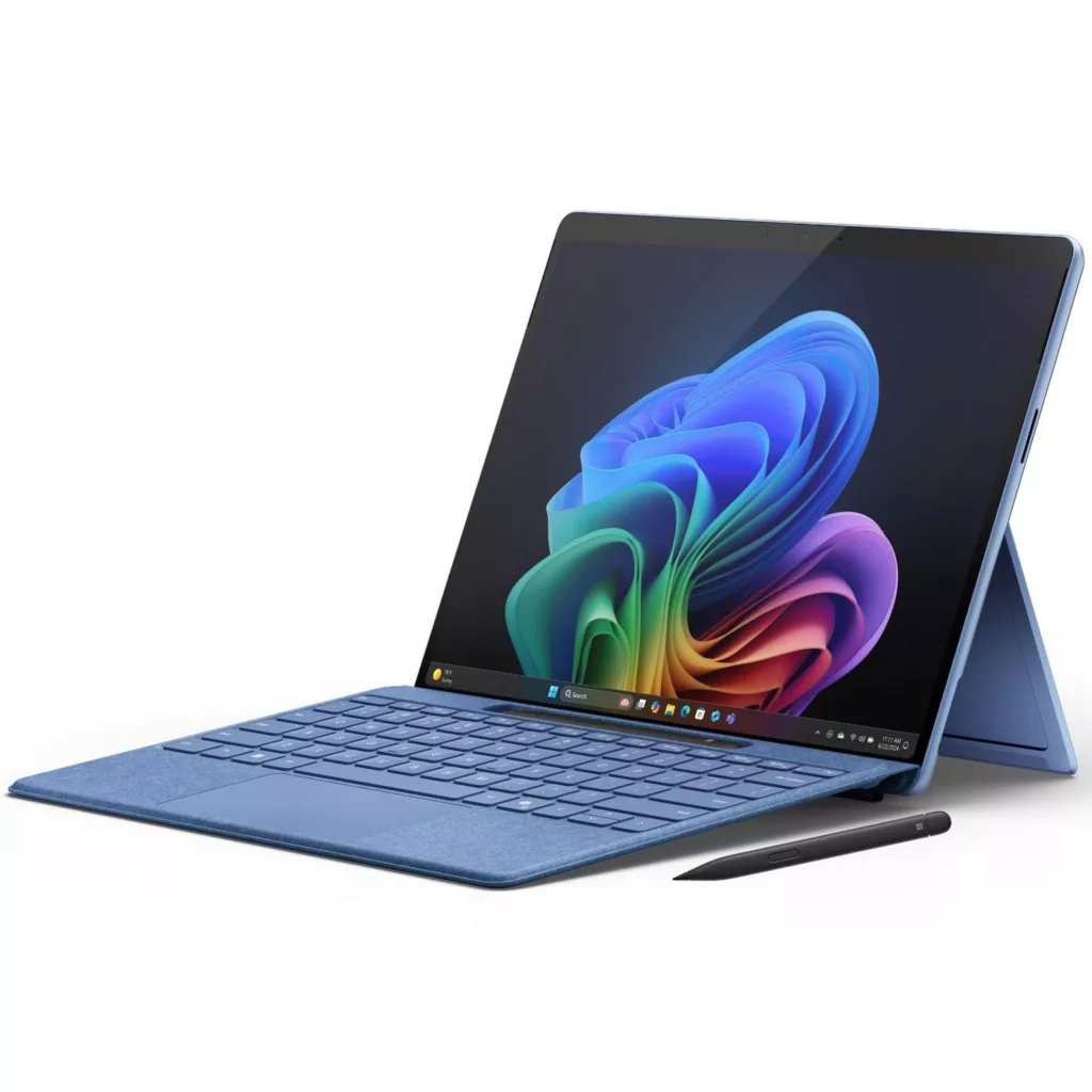 تبلت 13 اینچی مایکروسافت مدل Surface Pro 11-Snapdragon X Elite OLED ظرفیت 1 ترابایت و رم 32 گیگابایت به همراه کیبورد Surface Pro Copilot و قلم Slim Pen 2