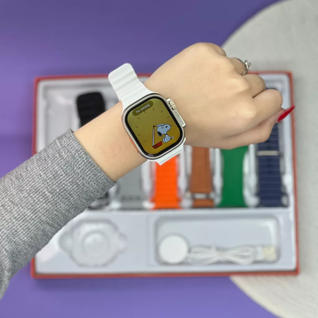 ساعت هوشمند 1.9 اینچی مدل H10 Ultra با بند سیلیکونی