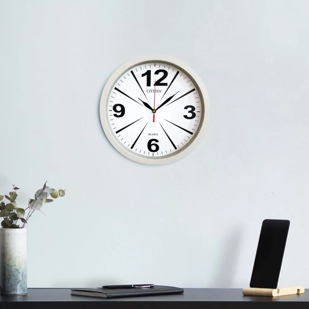 ساعت دیواری مدل خطی