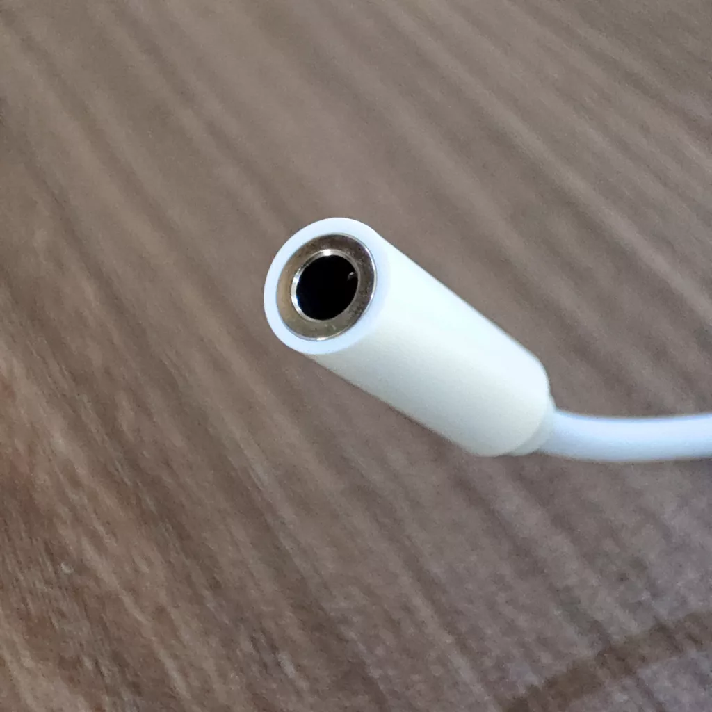 کابل تبدیل USB-C به AUX مدل SUN