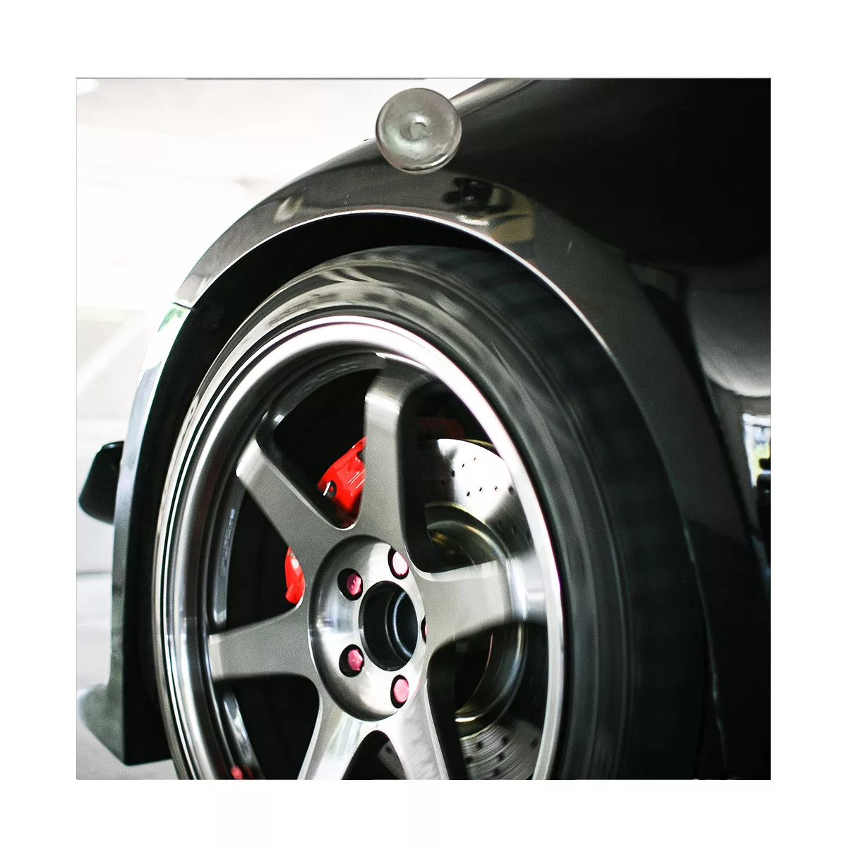 آینه جیبی طرح رینگ اسپورت ماشین مدل A144