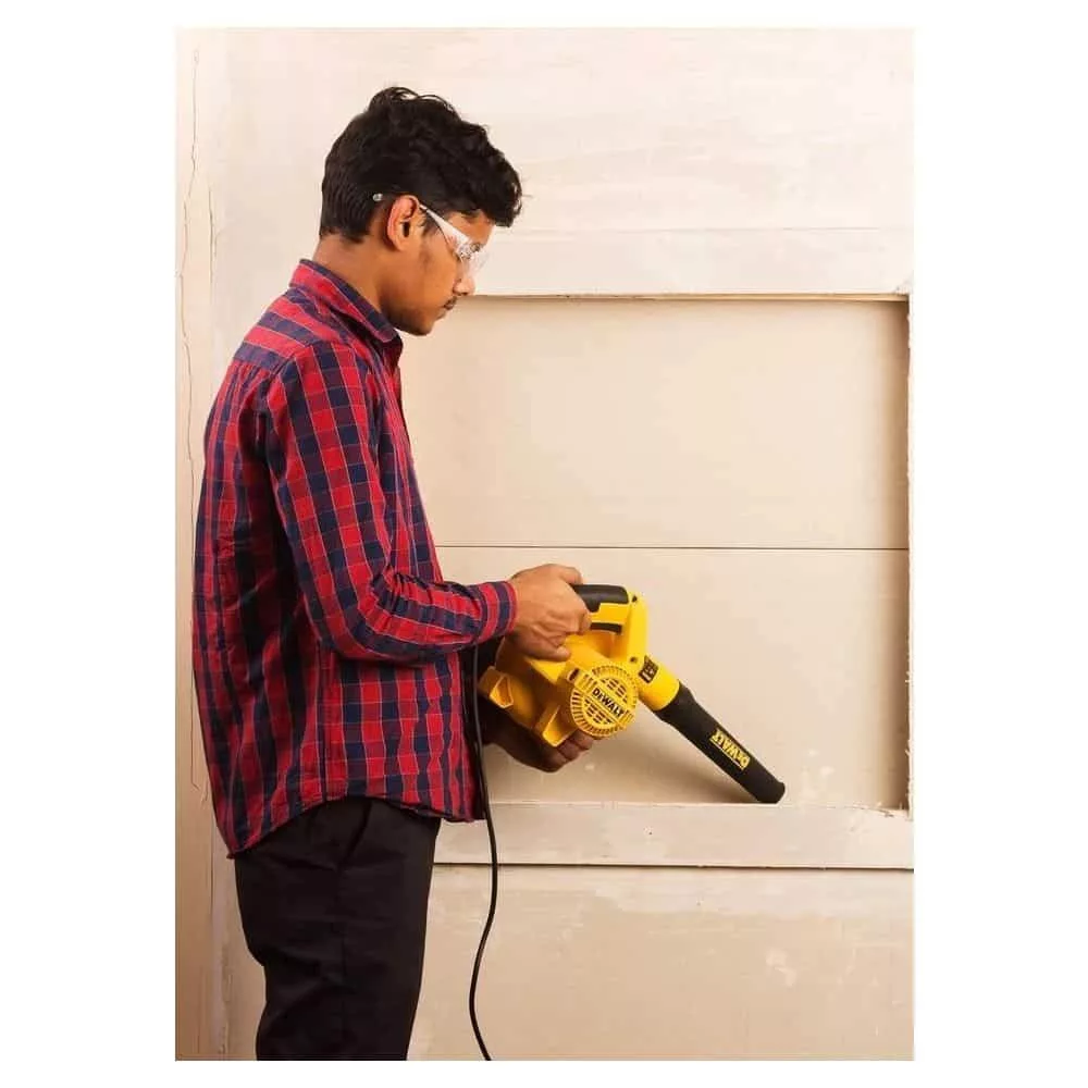 دستگاه دمنده و مکنده دیوالت مدل DWB800