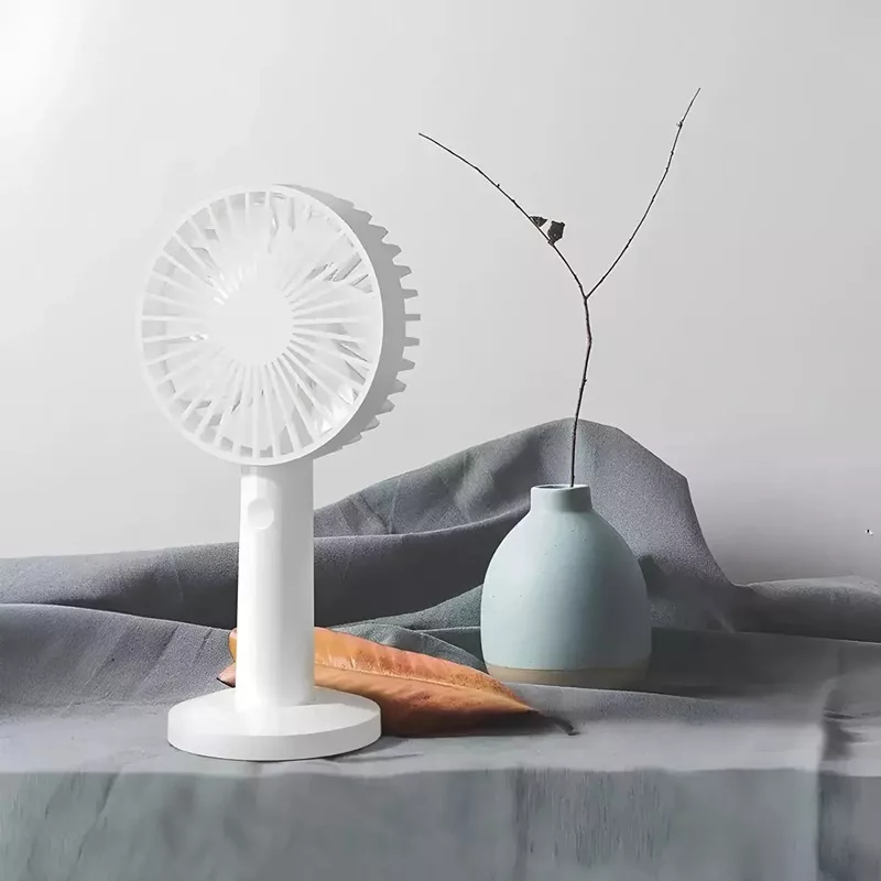 پنکه شارژی کوالیتل مدل ZS6001 ظرفیت 1800 میلی آمپر ساعت