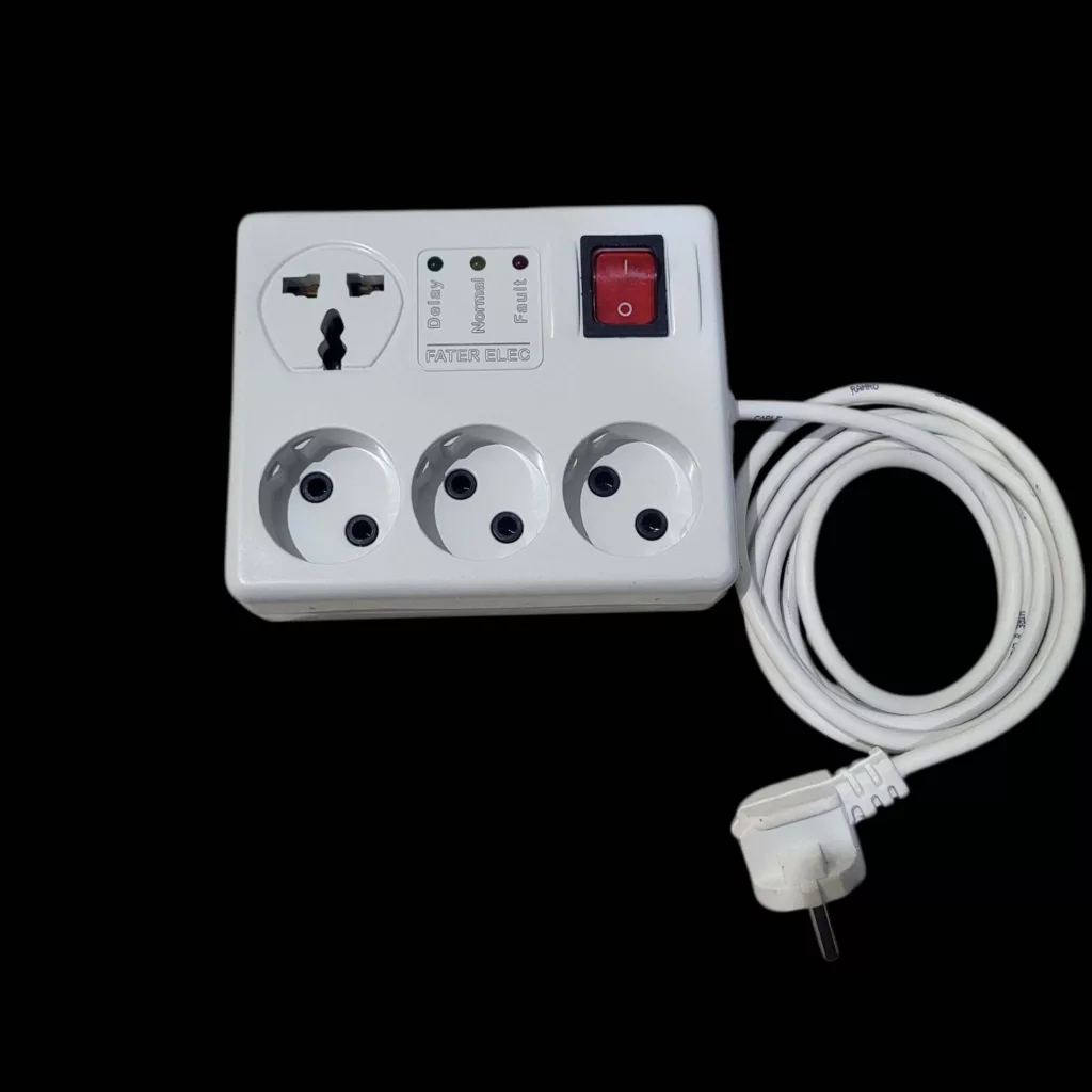 چند راهی برق محافظ فاتر مدل AM6394